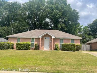 Main picture of 904 Excelsior Dr