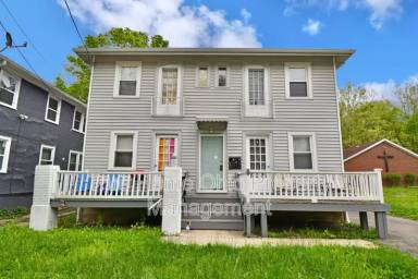 Main picture of 3762 Vine St