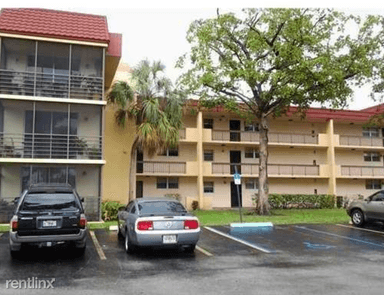 Main picture of Miramar Club Condo