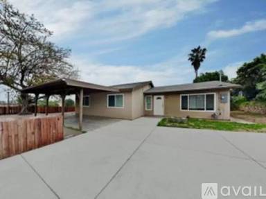 Main picture of 747 La Presa Ave