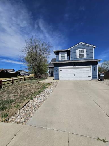 Main picture of 8207 Monterey Way