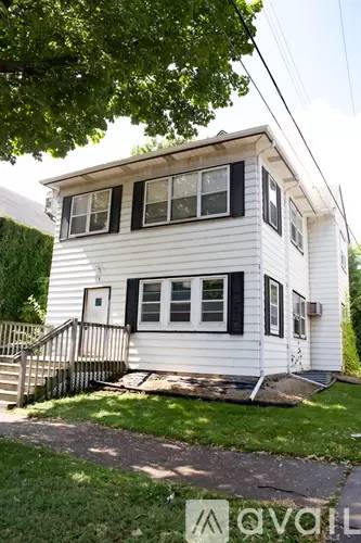 Main picture of 513 8th Ave SE