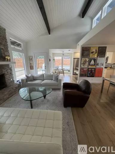 Main picture of 3808 Oak Creek Dr