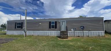 Main picture of 2739 E 11th Ct