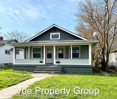 Main picture of 3535 Robson St