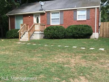 Main picture of 221 McGavock Pike