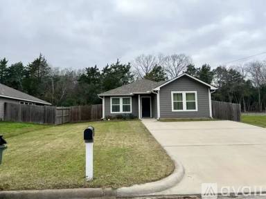 Main picture of 95 Bernice Dr