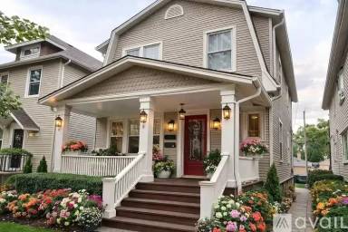 Main picture of 5837 W Peterson Ave