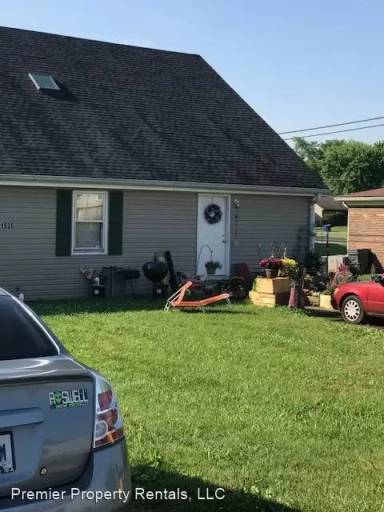Main picture of 1626 McIntosh St