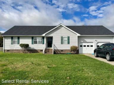 Main picture of 215 Lynette Dr