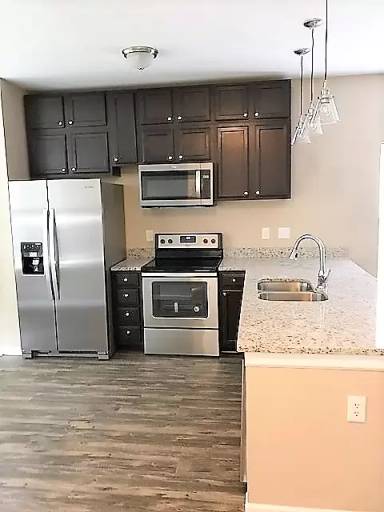 Main picture of 1055 Pine Mountain Way