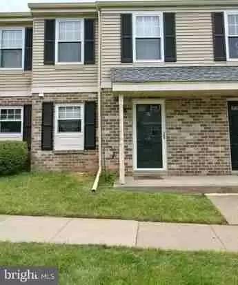Main picture of 38 Barclay Ct