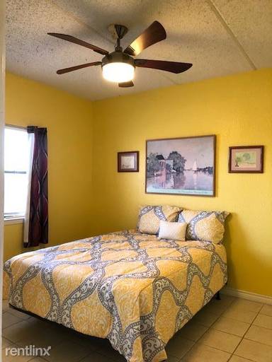 Main picture of 125 E Cora Lee Dr