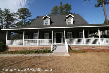 Main picture of 428 Oakgrove Dr