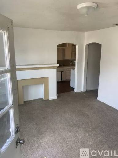 Main picture of 916 N Glendale St