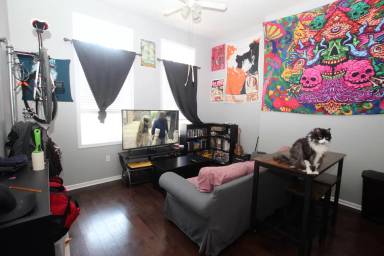 Main picture of 1507 W Girard Ave