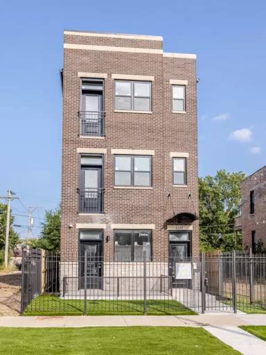 Main picture of 6349 S Maryland Ave