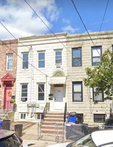 Main picture of 210 Grant Ave