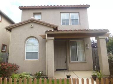 Main picture of 2244 Lily Ln