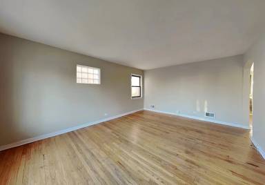 Main picture of 2254 S 14th Ave