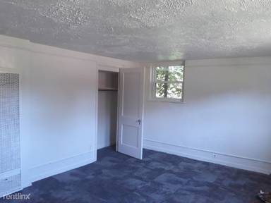 Main picture of 971 Debbe Ln