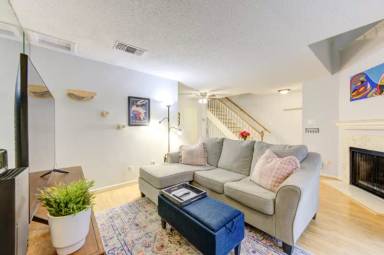 Main picture of 1515 Sandy Springs Rd