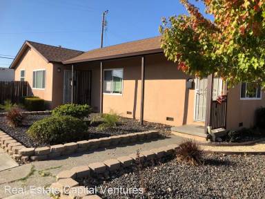 Main picture of 41 Mosswood Ave