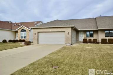 Main picture of 3915 Lear Dr
