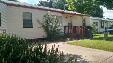 Main picture of 1206 SW 24th Pl