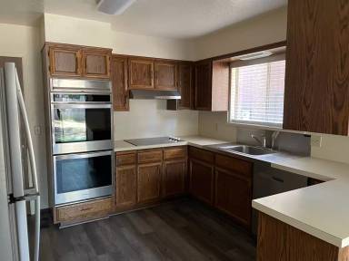 Main picture of 743 Tallac Ave