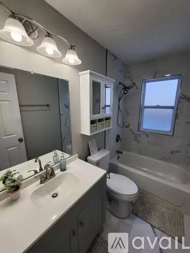 Main picture of 1821 S 20th St