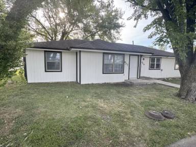 Main picture of 807 Wix Ln