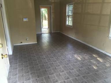 Main picture of 5202 Fairfax Ave
