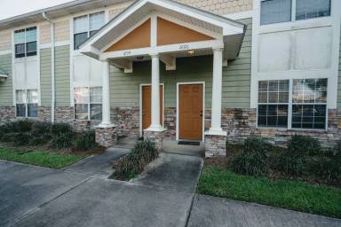Main picture of 1896 Honolulu Ln