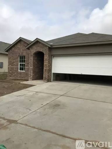 Main picture of 15212 Bullbrier Rd