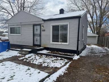 Main picture of 22819 Nagel St