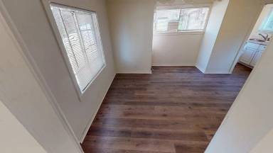 Main picture of 924 N Alessandro St