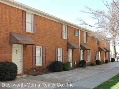 Main picture of 916 Wallace Wade Ave