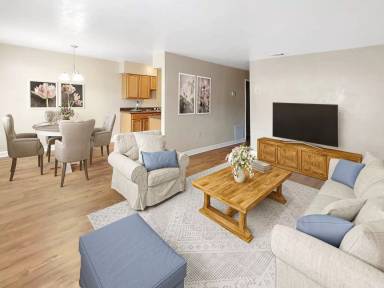 Main picture of 4015 SW 21st Ln