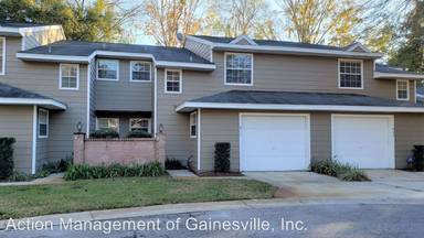 Main picture of 411 NW 50th Blvd