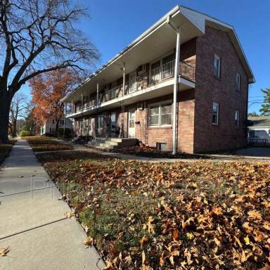 Main picture of 4900 Huntington Ave