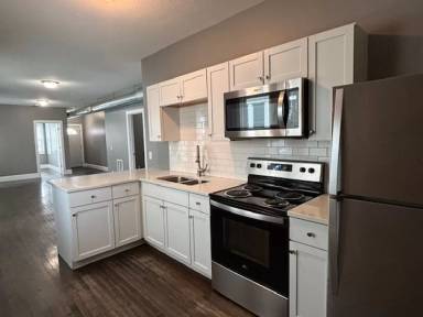 Main picture of 1035 Arkwright St