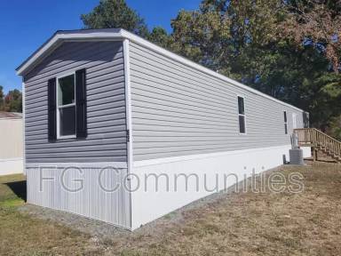 Main picture of Pineview MHP