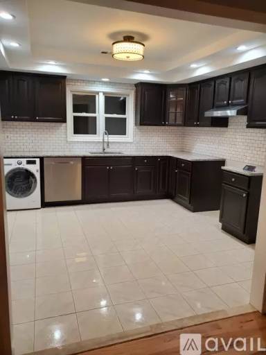 Main picture of 4 Dodd St