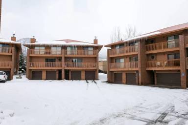 Main picture of 716 Lagoon Dr