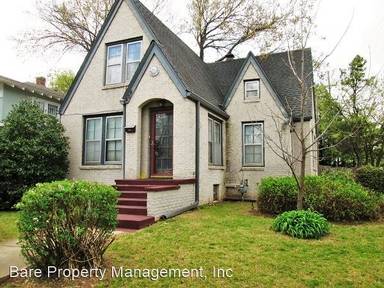 Main picture of 404 Chautauqua Ave