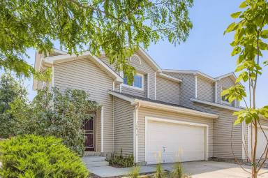 Main picture of 16014 E Nichols Pl