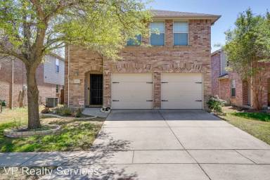 Main picture of 10513 Cochron Dr