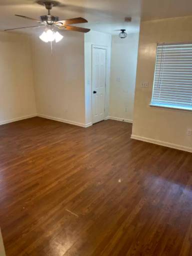 Main picture of 7712 W Laverne St