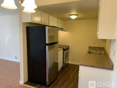 Main picture of 2769 Meadowview Rd